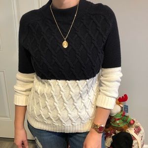 Navy blue & white sweater 💙